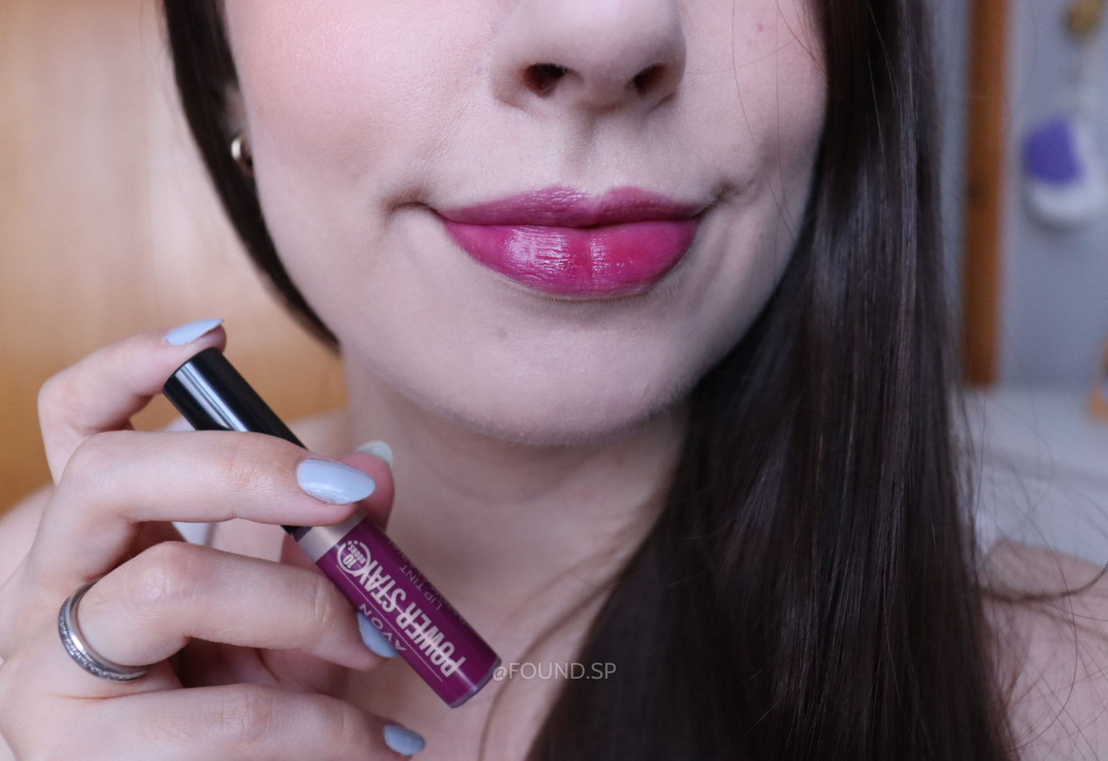 resenha lip tint power stay avon cor 3